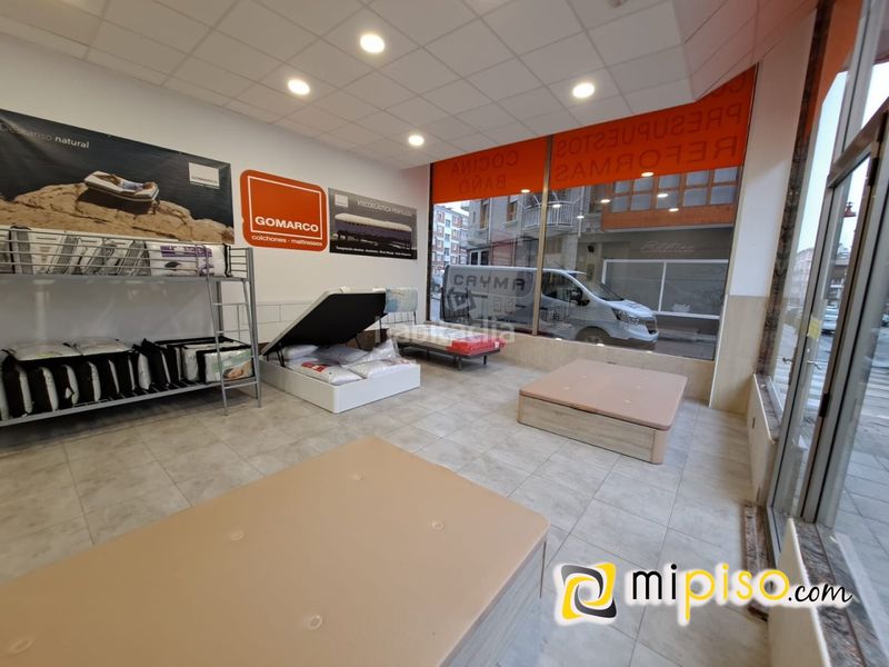 Foto b92a2b08-cb46-40ab-b704-22a116414da1. Local comercial a Centro Laredo