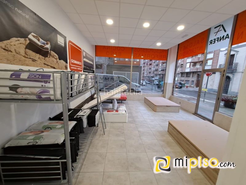 Foto fe2fc8aa-668a-43bd-8953-7cc85d4a2d8b. Local comercial a Centro Laredo