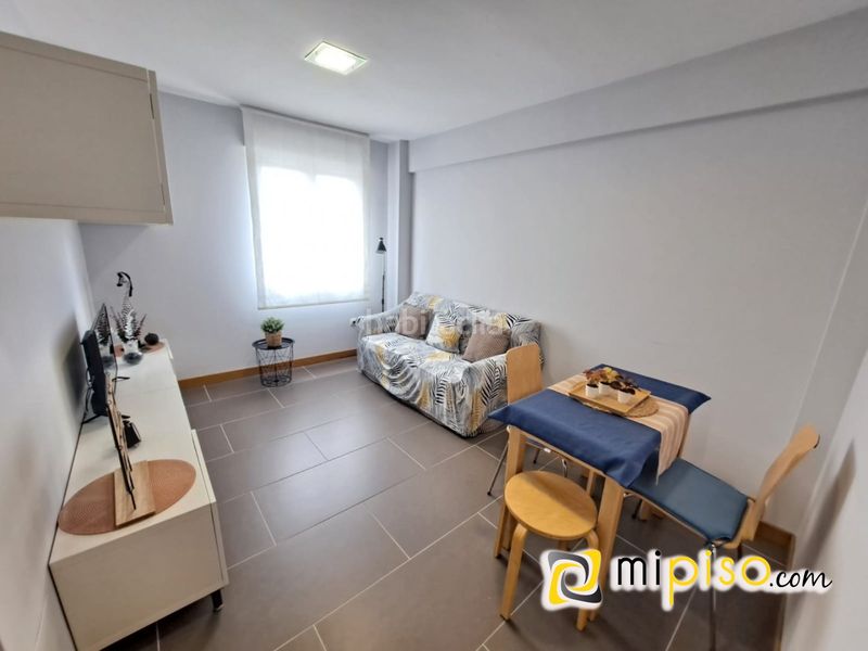 Foto 08d84937-0aa2-4f62-9bf1-849e3bf98cce. Lloguer pis a El Puntal Laredo