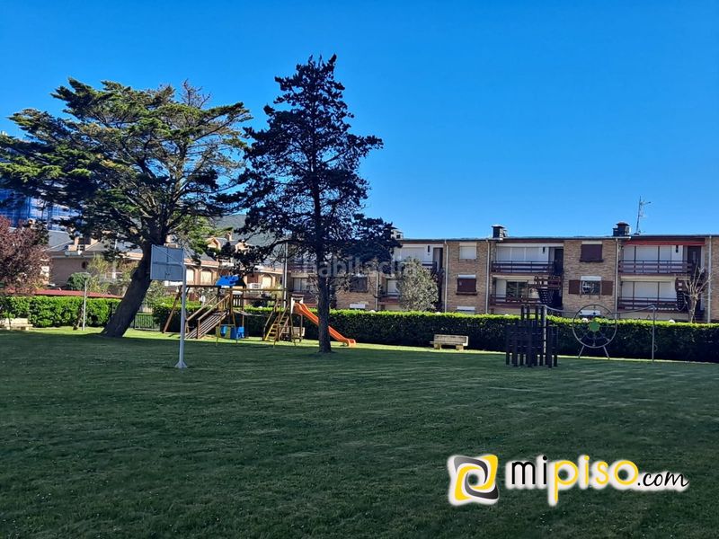 Foto 3a575837-d9ac-4d84-aed0-c6e9a0b9c5b3. Rent flat in de la libertad 80 in El Puntal Laredo