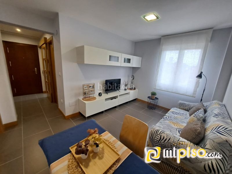 Foto 9effbb61-ec81-4fe6-bd7b-a8f598e255f0. Rent flat in de la libertad 80 in El Puntal Laredo