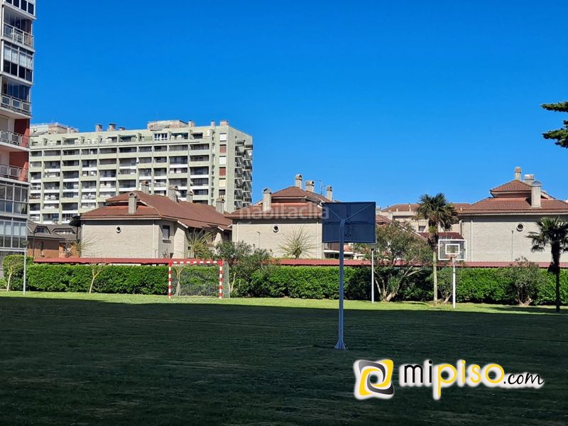 Foto e2e6c42f-eb7f-4362-8b5f-9d3213edf9c2. Rent flat in de la libertad 80 in El Puntal Laredo