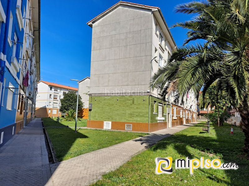 Foto bc06ec4d-a09d-4707-9927-967241d6608e. Rent flat in maximino basoa ojeda 4 in Centro Laredo