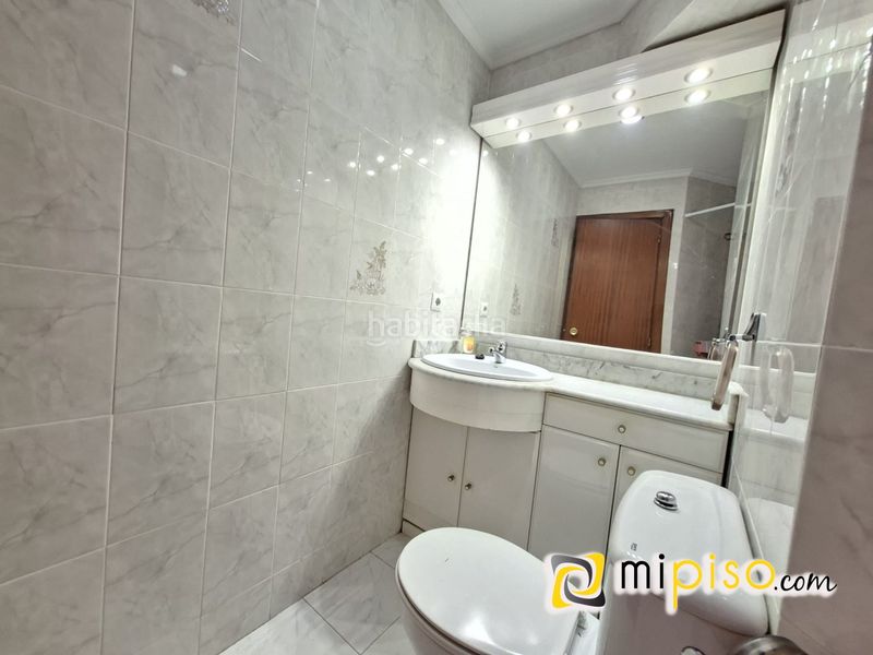 Foto bf217a7f-f99b-4110-90b6-80987beff941. Lloguer pis a Zona Playa Laredo