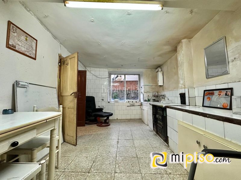 Foto b26cdb27-cf0e-490b-b5b8-6071fed3abf8. Casa a Ampuero