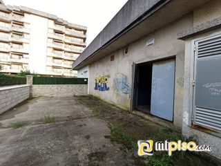 Miete Geschäftsraum in Zona Playa. Desde inmobiliaria mi piso os presentamos este local en alquiler