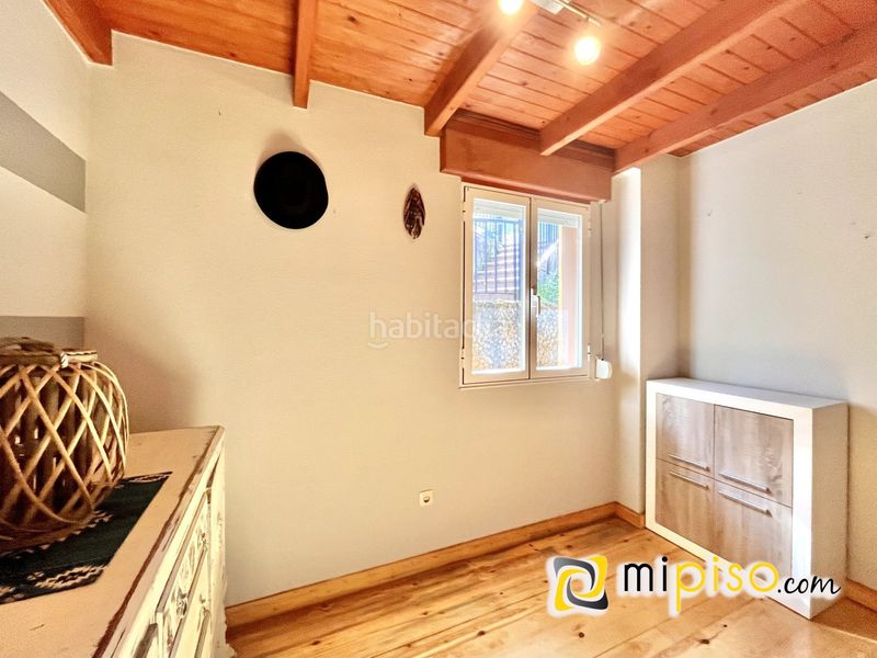 Foto 1a4b0ffa-a14e-45db-940f-1bcad8fdf65f. Xalet amb calefacció a Voto