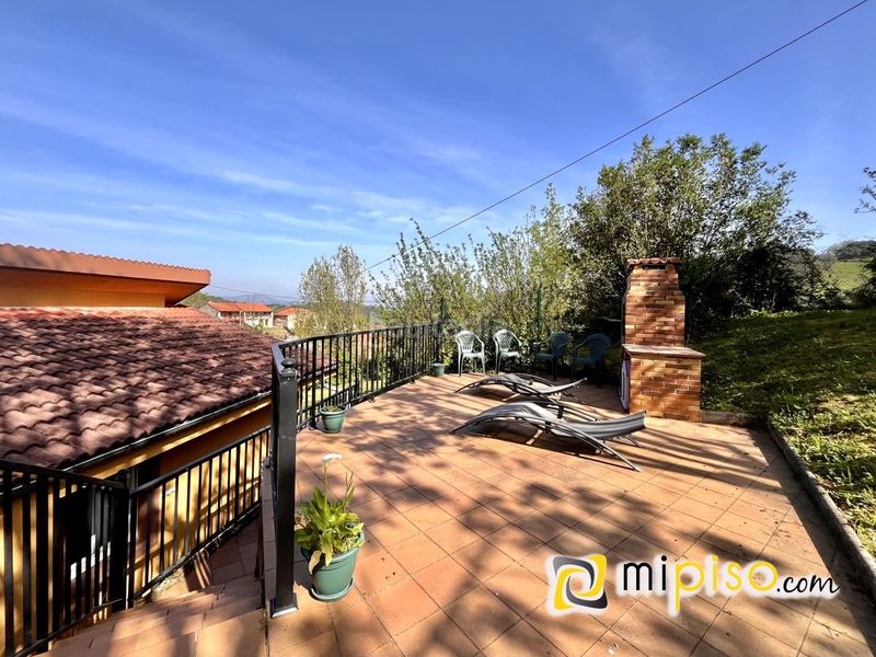 Foto 2fc94d66-3ea5-4be6-a897-5aec26d17bfc. Xalet amb calefacció a Voto