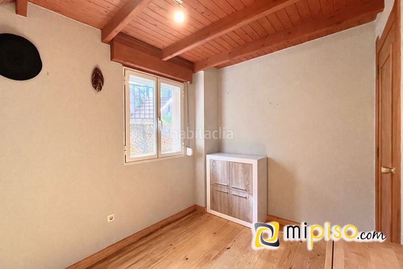 Foto 33a2bd66-2100-4410-8da0-184bcdcb68fa. Xalet amb calefacció a Voto