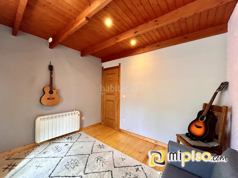 Foto 7135a570-e084-4664-8aea-78b387892ebf. Xalet amb calefacció a Voto