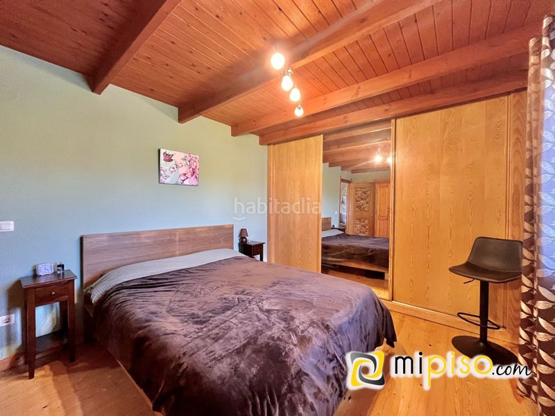 Foto a6d60c71-3db0-4515-a26e-efeef2fd5011. Xalet amb calefacció a Voto