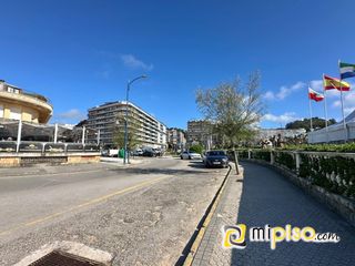 Lloguer Pis a Padre ignacio ellacuria 8. Alquiler julio 2.300 euros. bonito piso en el mismo centro de la