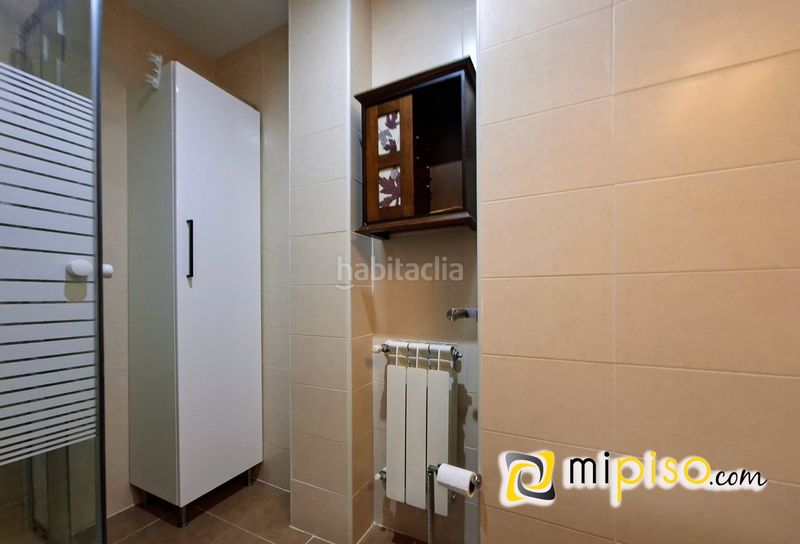 Foto 97d4b047-b27b-4864-825d-7eb517e5f055. Pis amb calefacció aparcament a Santoña