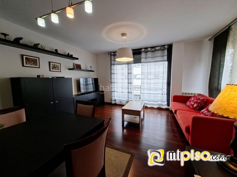 Foto db435fe2-d045-4295-9018-75121cf9a67f. Pis amb calefacció aparcament a Santoña