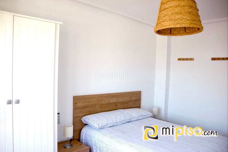 Foto 7d253daf-b4e7-40e0-b620-36b05f0b4d96. Casa amb calefacció aparcament a Santoña
