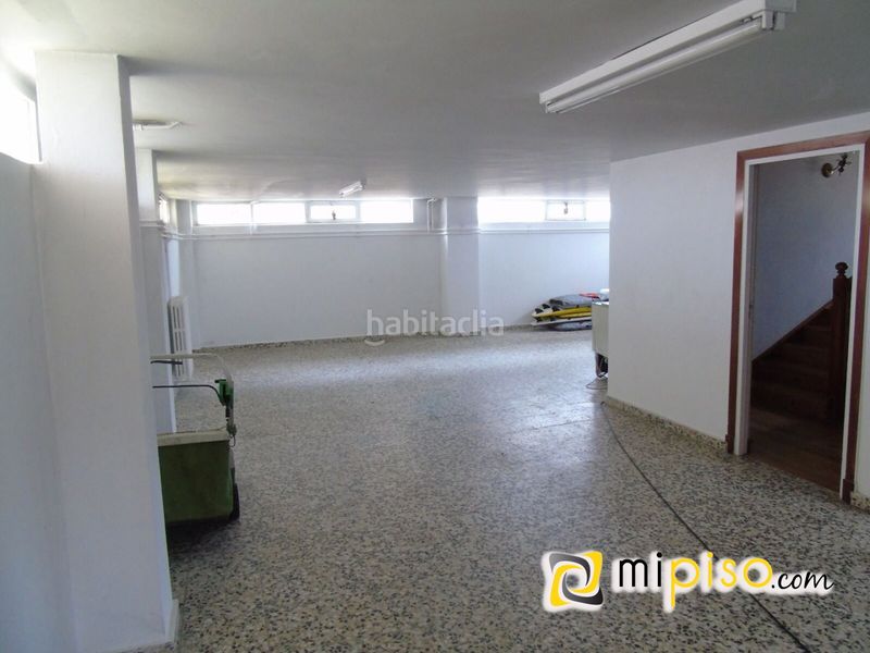 Foto ae928e71-9c98-4ff9-a1b0-674433480cc6. Casa amb calefacció aparcament a Santoña