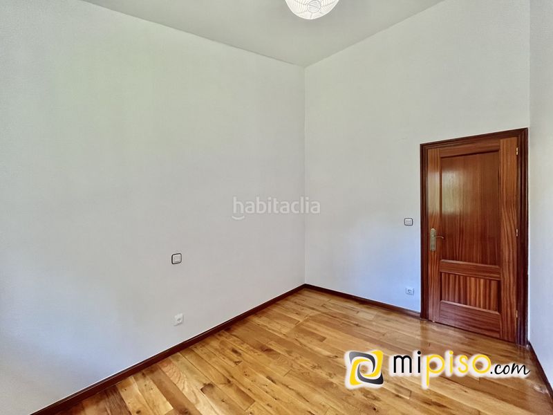 Foto fd6915af-16e9-4cff-8fe6-c8a9ee45615e. Xalet a bedul (el) 25 a Limpias