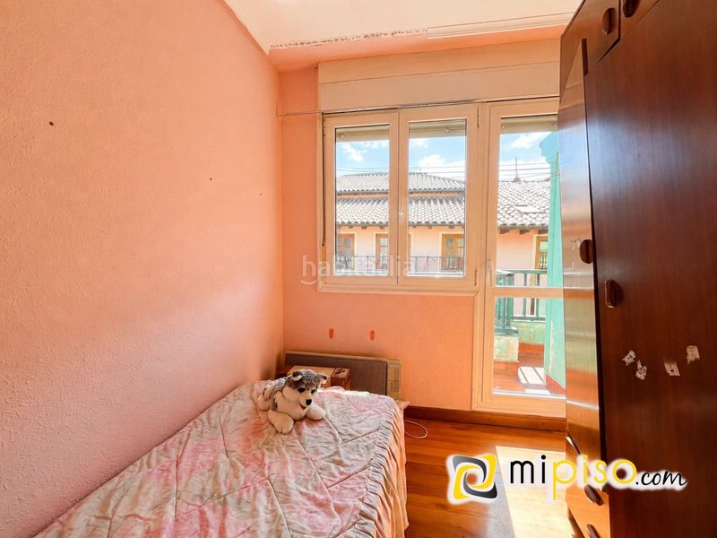 Foto a8ce9c39-784d-4d80-8952-87f12bf54fa8. Pis a Centro Laredo