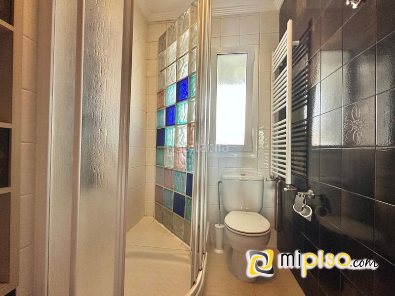 Foto 0ad17add-1383-4ac1-a7c6-b309b6da3db2. Piso en del ayuntamiento 19 desde inmobiliaria mi piso os presentamos este magnífico piso situado en pleno corazón , una vivienda que destaca por en Colindres