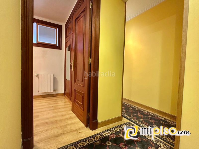 Foto 1125b339-5330-4125-ab4c-c391ea23debb. Piso en del ayuntamiento 19 desde inmobiliaria mi piso os presentamos este magnífico piso situado en pleno corazón , una vivienda que destaca por en Colindres