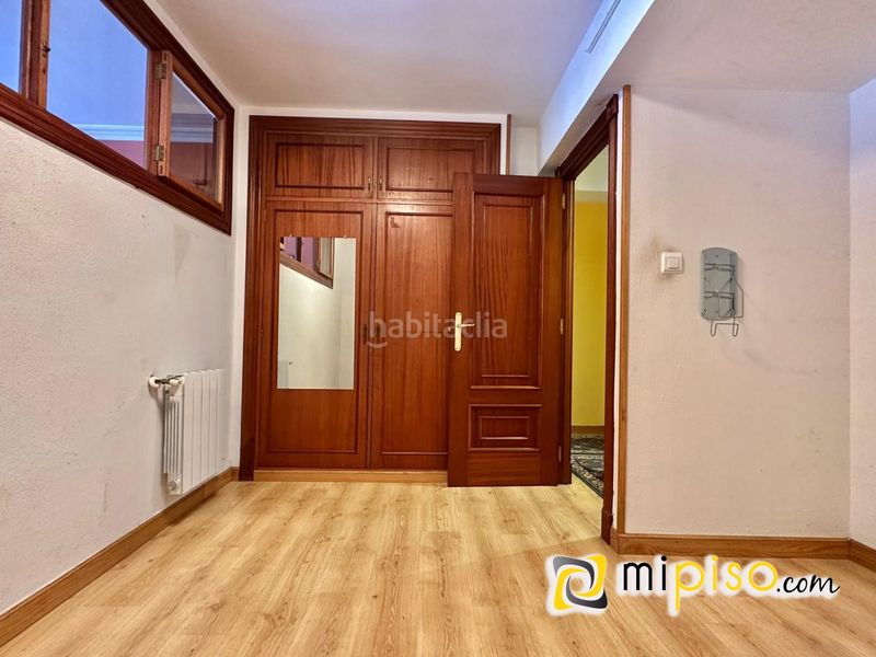 Foto 7911a625-baa9-4986-830b-fda080b21338. Piso en del ayuntamiento 19 desde inmobiliaria mi piso os presentamos este magnífico piso situado en pleno corazón , una vivienda que destaca por en Colindres