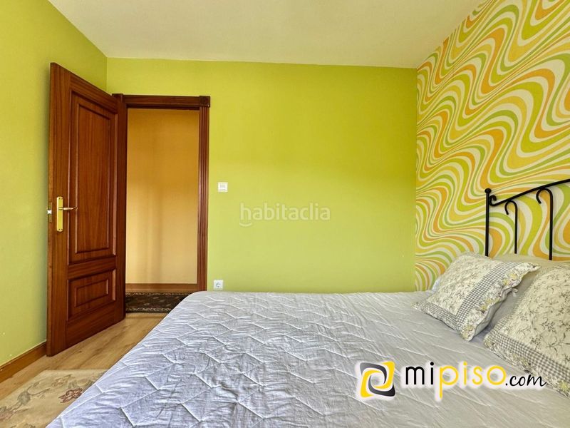 Foto 91582653-95ab-4f55-aae4-263ce8f45d33. Piso en del ayuntamiento 19 desde inmobiliaria mi piso os presentamos este magnífico piso situado en pleno corazón , una vivienda que destaca por en Colindres