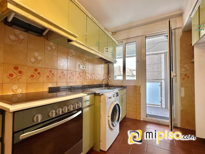 Foto b889fb09-67c0-4097-9979-789d7453d8d8. Piso en del ayuntamiento 19 desde inmobiliaria mi piso os presentamos este magnífico piso situado en pleno corazón , una vivienda que destaca por en Colindres