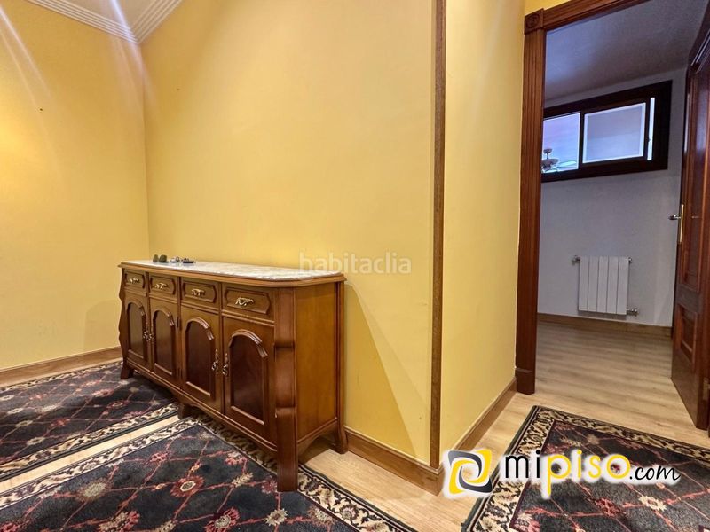 Foto d6aee22d-8b58-4d2f-b5d9-840227fd9eb3. Piso en del ayuntamiento 19 desde inmobiliaria mi piso os presentamos este magnífico piso situado en pleno corazón , una vivienda que destaca por en Colindres