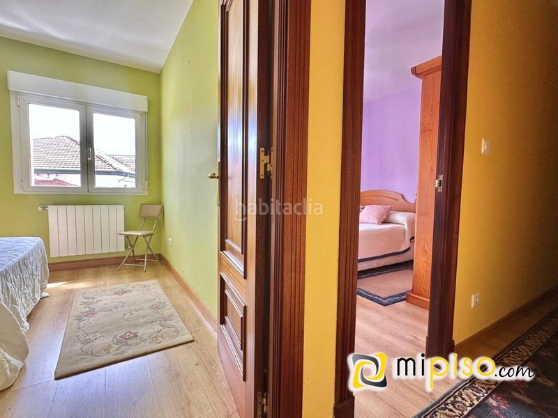 Foto fd7caba0-c9c8-4b44-a4d3-16d85acf2673. Piso en del ayuntamiento 19 desde inmobiliaria mi piso os presentamos este magnífico piso situado en pleno corazón , una vivienda que destaca por en Colindres