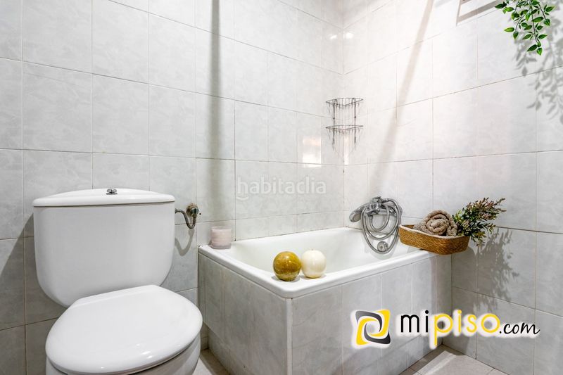 Foto e076c7a6-5429-4759-a739-41d82c45dbfd. Pis a sta maria 3 a Centro Laredo