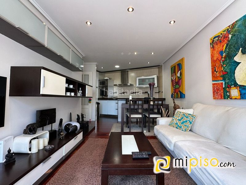 Foto 0fa02084-33f6-4949-b702-066bc5d2b44e. Pis a santander 36 a Colindres