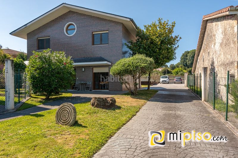 Foto 4a462971-3a58-4d26-8075-17b302b42636. Chalet in pomar 17 in Bárcena de Cicero