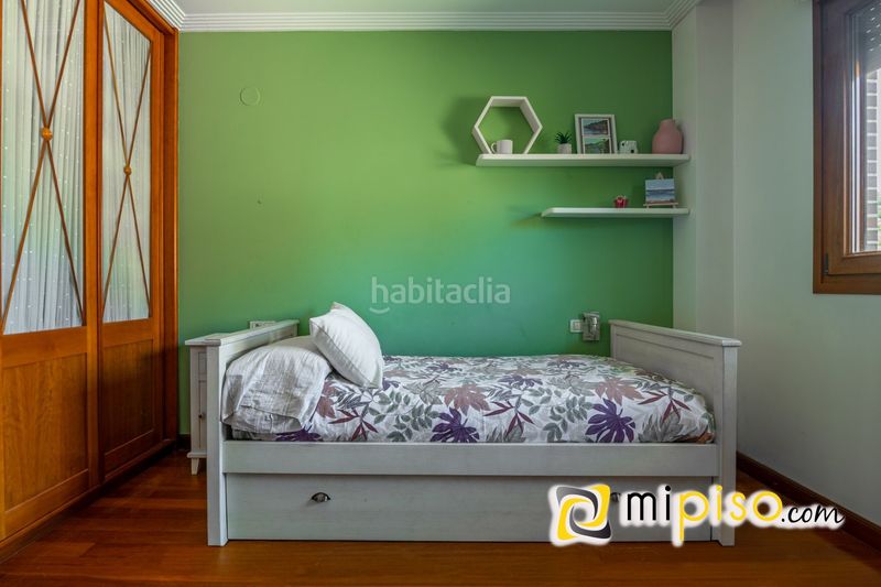 Foto d2a1bec0-eac3-4c6a-ac77-58d41fe3179b. Chalet in pomar 17 in Bárcena de Cicero