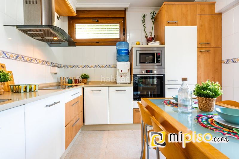 Foto dd177b0b-03ad-40f2-b558-efddf45b02f2. Chalet in pomar 17 in Bárcena de Cicero