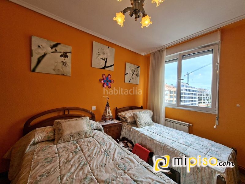 Foto 757b9d1f-0336-4015-ab49-b7fc132638c1. Pis amb calefacció a Santoña