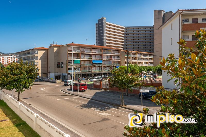 Foto fca798a7-ee7d-47db-a759-370b2b1b71e8. Appartement dans republica de colombia 8 dans Zona Playa Laredo