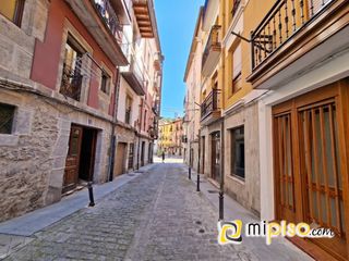Location Appartement  Callejilla 3. Alquiler mes de agosto, quincenas 1.200. inmobiliaria mi piso le
