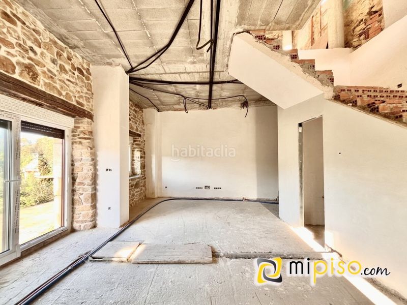 Foto 0617b75b-f83a-4f46-a186-2ed733493c23. Casa amb calefacció a El Callejo - La Pesquera - La Arenosa Laredo