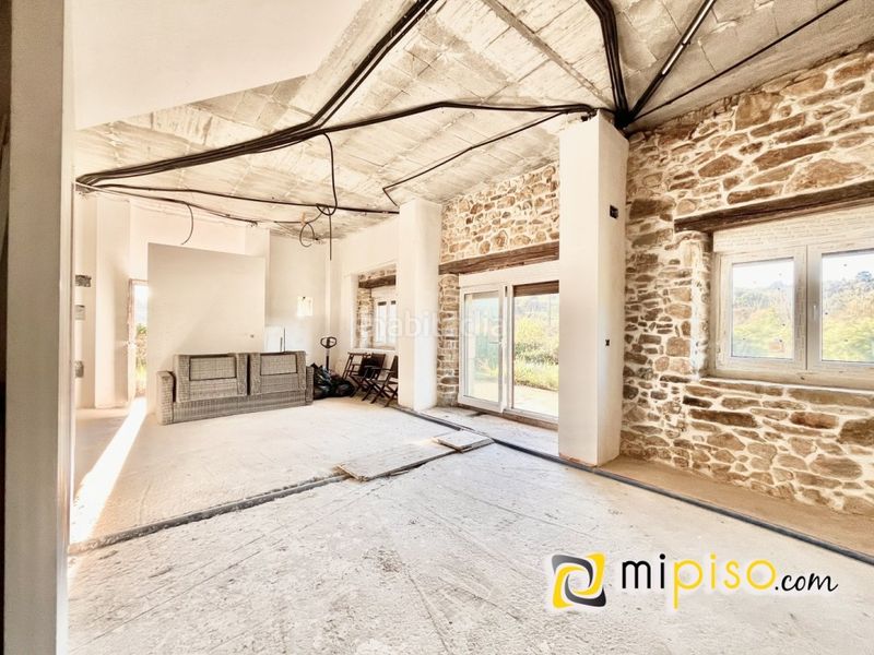 Foto 83572500-5a6e-4d2a-a920-9915447892e7. Casa amb calefacció a El Callejo - La Pesquera - La Arenosa Laredo
