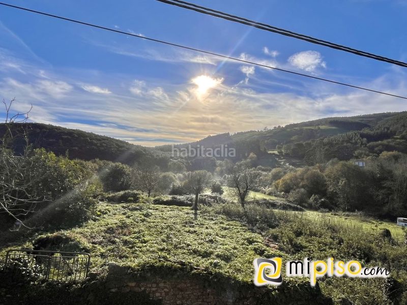 Foto b1069863-ac54-44c6-8516-db702d17312a. Casa amb calefacció a El Callejo - La Pesquera - La Arenosa Laredo