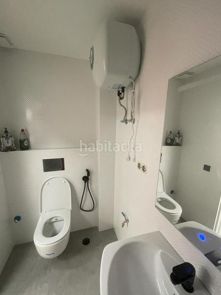 Foto ab1530e8-1d1b-4ef6-8707-83e868331509. Location local commercial dans Renedo Piélagos