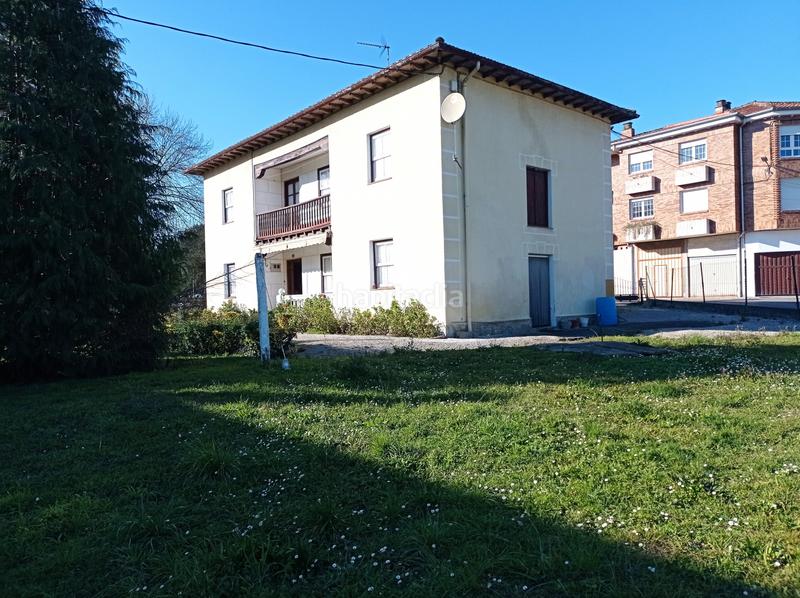 Foto 840c5ce8-7e3c-4457-a930-d6032d607a48. Casa con riscaldamento parcheggio in Reocín