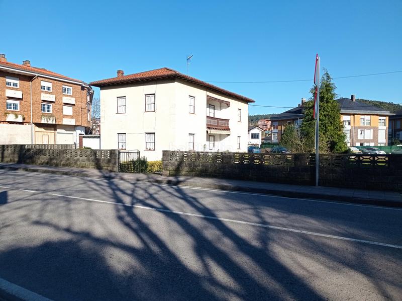 Foto 98a4e81a-c250-4ab9-a195-b7f097849d63. Casa con riscaldamento parcheggio in Reocín