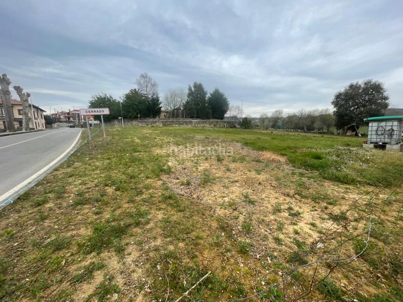 Foto c99b873f-aee8-4b2e-8cd5-1e38e3cd620e. Terreny residencial a Reocín