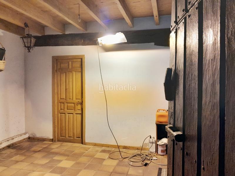 Foto dc3a3dba-9b53-4cfc-b80e-f8ce8906231f. Casa adossada amb calefacció a Ruente