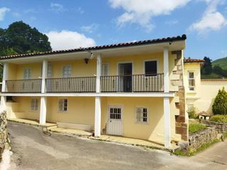 Casa a Villasuso - barrio villasuso 6. Proponemos una bonita y gran casa en un entorno rodeado de natur