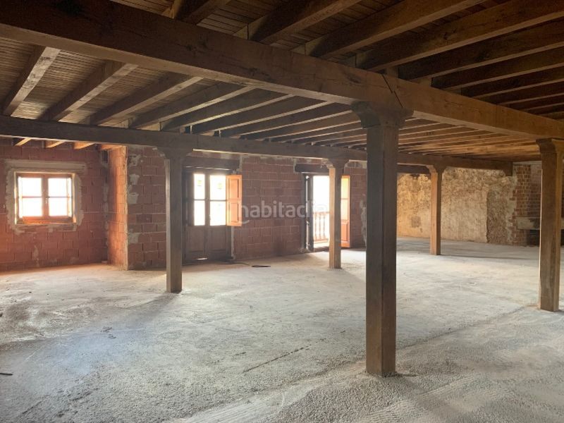 Foto 0cbd4e67-c0d9-4e9b-ba0e-0b36f86781b2. Alquiler edificio no esperes mas para montar tu propio negocio!!!! en Reocín