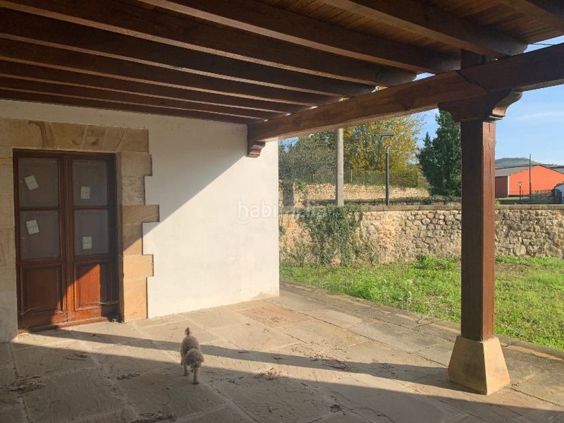 Foto 145a61cd-8726-44de-9167-21bef3eaa7fb. Alquiler edificio no esperes mas para montar tu propio negocio!!!! en Reocín