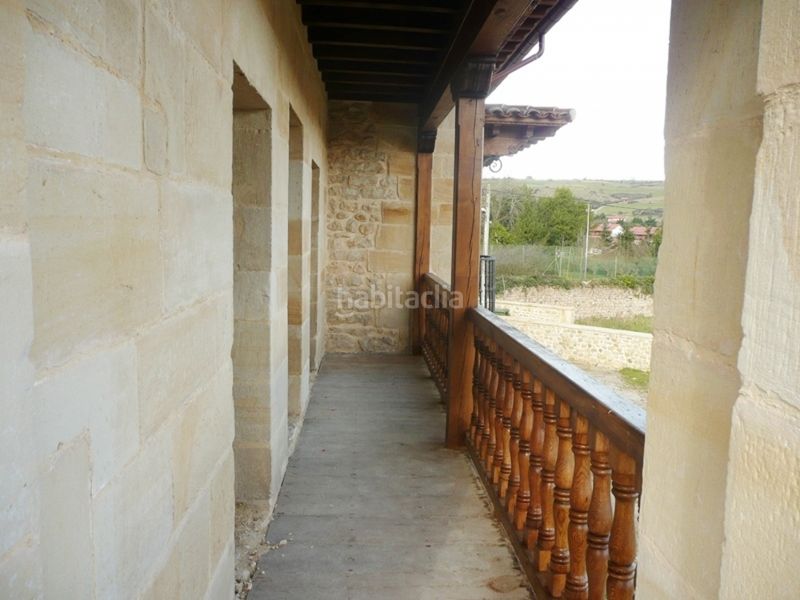 Foto 3ded2141-881b-412f-933b-81f77a1083c9. Alquiler edificio no esperes mas para montar tu propio negocio!!!! en Reocín