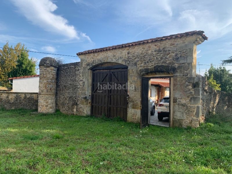 Foto a977ae63-0800-4707-81ba-1c302bb0c06a. Alquiler edificio no esperes mas para montar tu propio negocio!!!! en Reocín